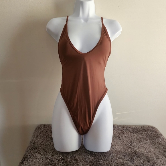 Esonlar Sexy Plunging V Neck Bathing Suit Open Back One Piece Swimsuits NWOT - Picture 9 of 11